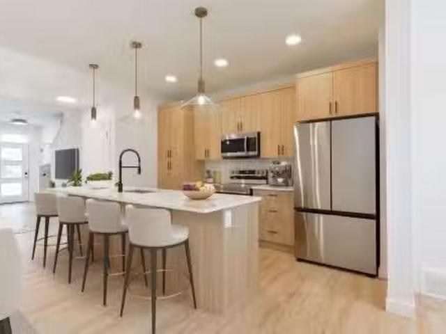 9 Cobblestone Gate, Spruce Grove, AB, T7X 4E4 house for sale.