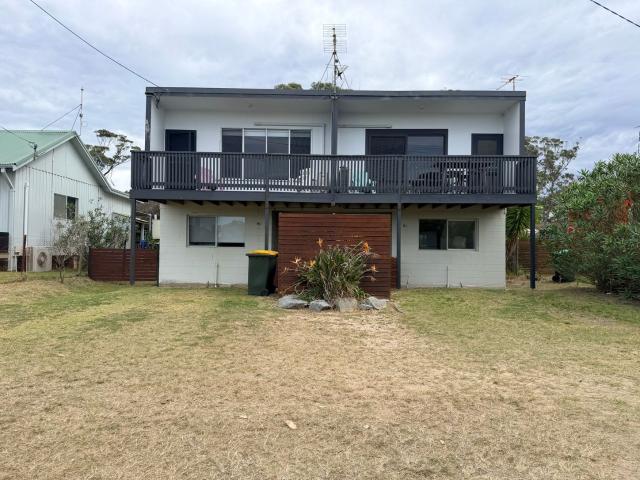 9 Coronation Drive, BROULEE, NSW 2537