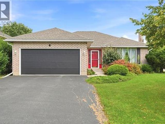 9 Country Club Road, Cayuga, ON, N0A 1E0 house for sale | Listing ID 40860 | Royal LePage