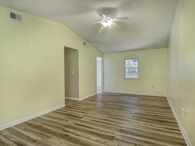 9 Coulter Drive