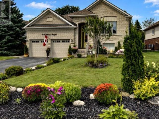 9 Cranberry Heights, Wasaga Beach, ON, L9Z 1M9 house for sale | Listing ID S13760 | Royal LePage