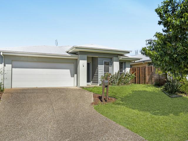 9 crinum circuit coomera qld house for rent lj hooker