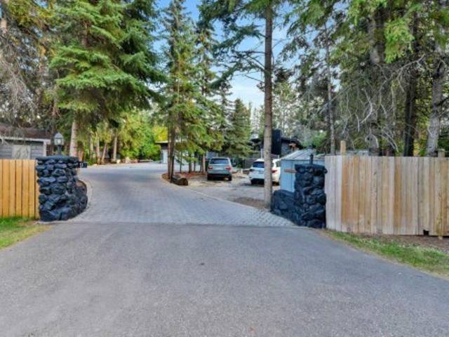 9 Cronquist Close, Red Deer, AB, T4N 1E3 house for sale | Listing ID A2339 | Royal LePage