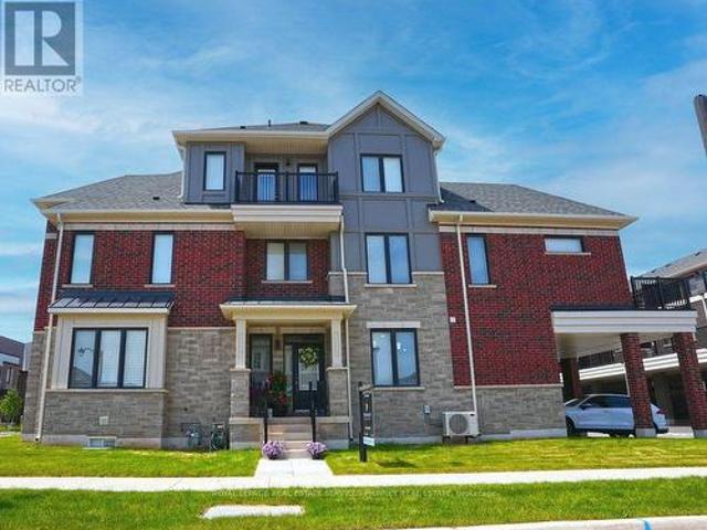 9 Crown Gate, Oakville, ON, L6M 0W8 house for lease | Listing ID W13603 | Royal LePage