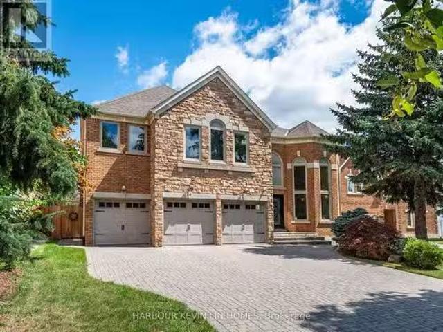 9 Dalewood Drive, Richmond Hill, ON, L4B 3C3 house for sale.