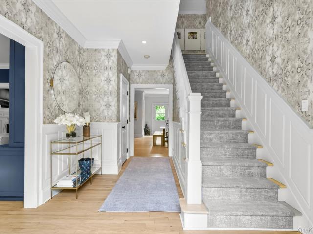 9 Daymon Terrace