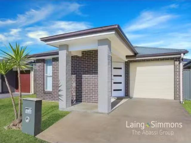 9 Daylesford Close, Ropes Crossing House for rent Listed by A.