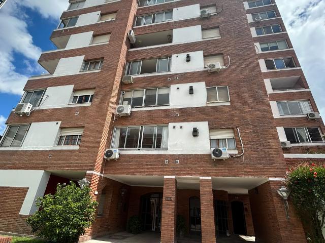 9 de Julio 1637 Piso 7 dpto B y cochera nº 38 – Cod.: 8741