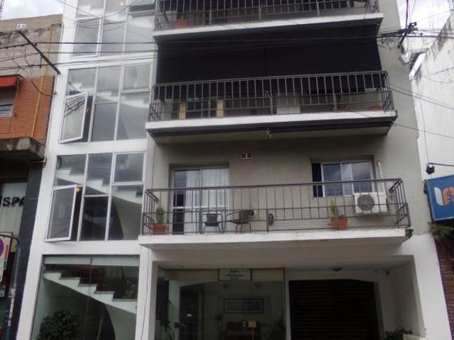 9 de Julio 2136 Piso.3 Dto.B Cod:6385