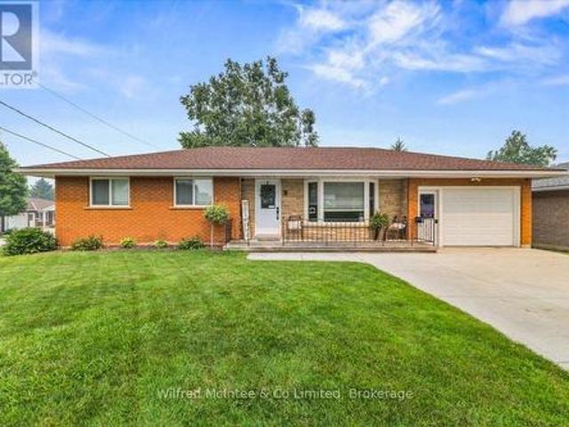 9 Dietz Street, South Bruce, ON, N0G 2J0 house for sale | Listing ID X13583 | Royal LePage