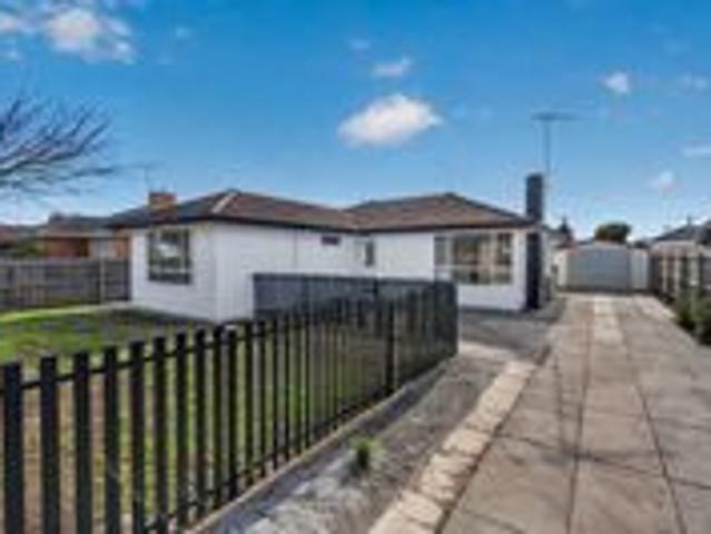 9 Dorward Ave Newcomb Victoria 3219