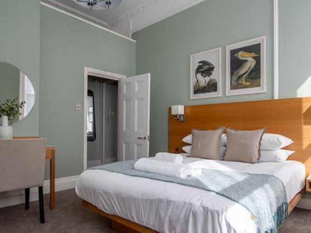 9 Doughty Street, London, WC1N 2PL, United Kingdom | 2 bed apartment for rent #138103123 | Rentberry