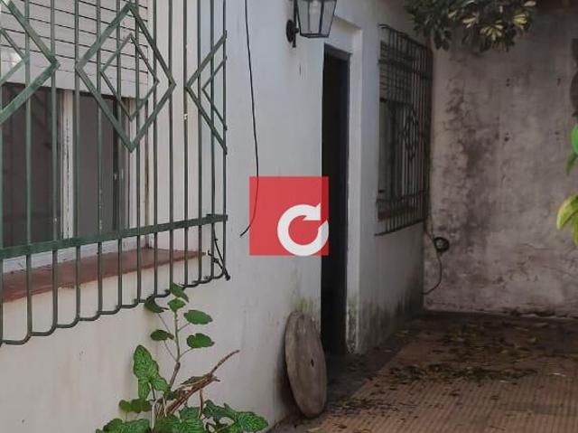 9 E/39 y 40 PH tipo casa de 2 dormis. Destino vivienda o comercial