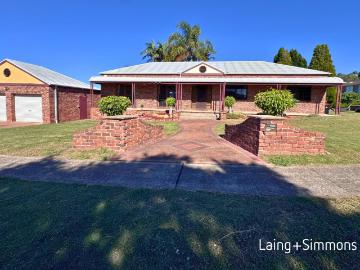 9 Everitt Cres, Minchinbury NSW 2770 House For Rent | Domain