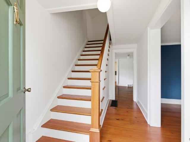 9 E Pleasant Street