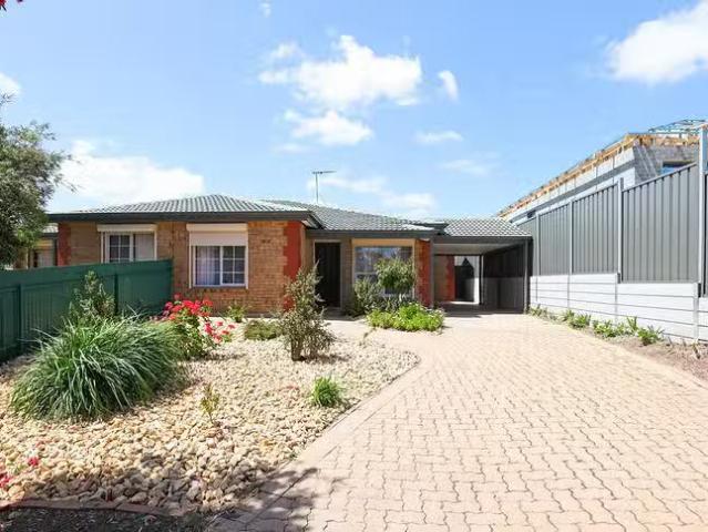 9 Faye Avenue, Ridgehaven, SA 5097