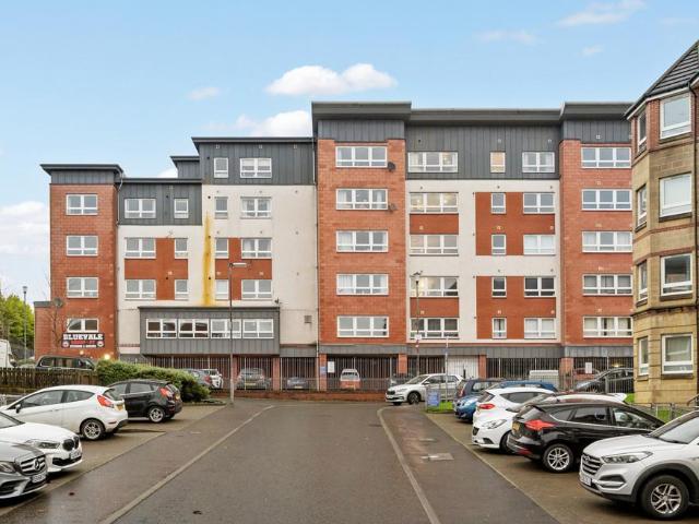 9 Finlay Drive, Dennistoun, G31 2BD Studio to rent £725 pcm £167 pw