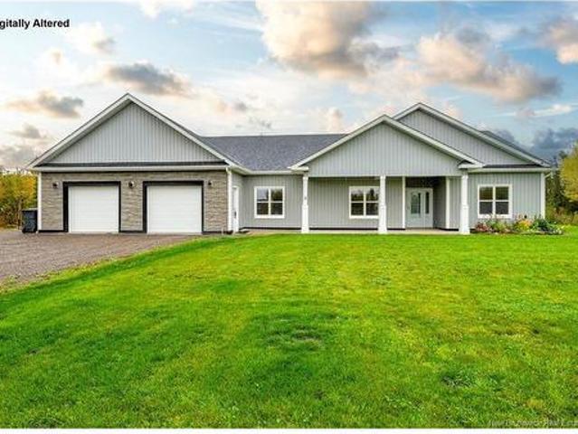 9 Flynn St, Pine Glen, NB, E1J 0H5 Luxury House for sale | Listing ID NB148668 | Royal LePage Carriage Trade Luxury Properties