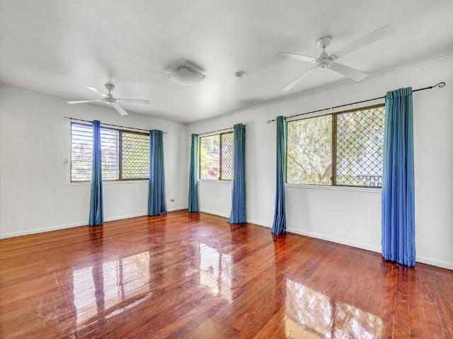9 Flynn Street, Holland Park West