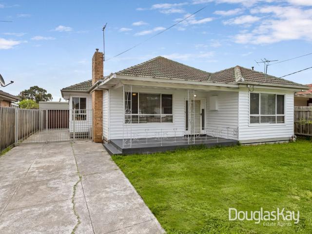9 Ford Avenue, Sunshine North