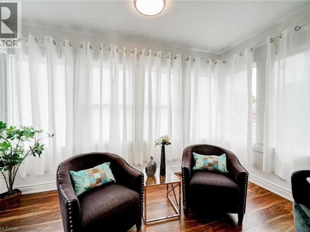9 GIBSON Avenue, Hamilton, Ontario, L8L6J4