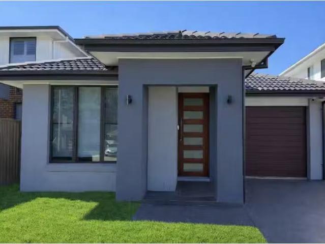 9 Ginkgo Cl, CASULA House for rent Listed by Gavin Belci Re.