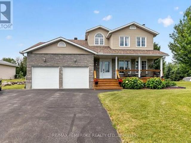 9 Heron Drive, Laurentian Valley, ON, K8A 8N8 house for sale | Listing ID X13523 | Royal LePage