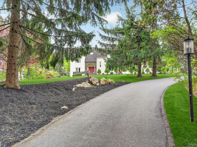 9 Hickory Ridge Road