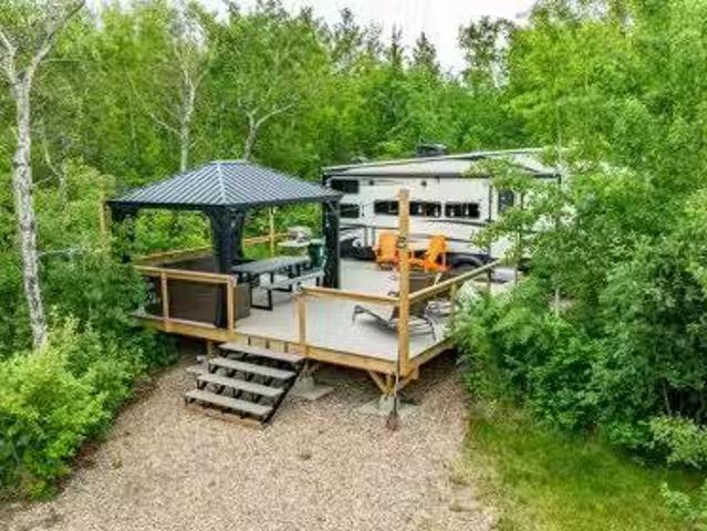 #9 Hill Close, Rural Stettler No. 6, County Of, AB, T0C 2L0.
