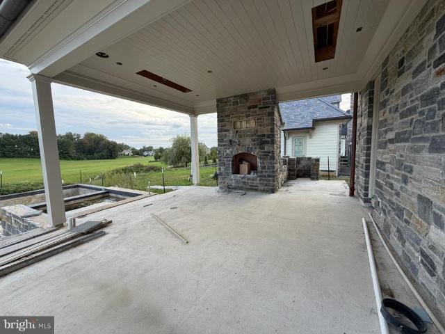 9 Ivy Lane