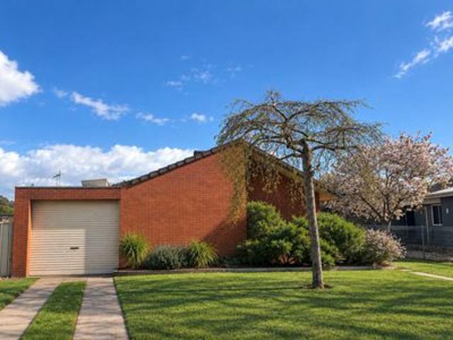 9 Inchbold Street, Wangaratta | Morris Bros Real Estate