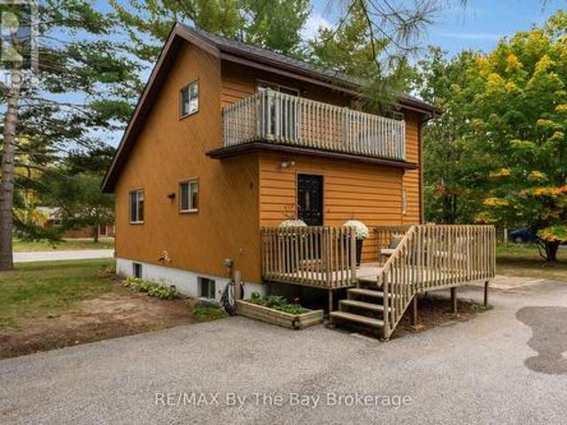 9 Islandview Crescent, Wasaga Beach, ON, L9Z 2V6 house for sale | Listing ID S13846 | Royal LePage
