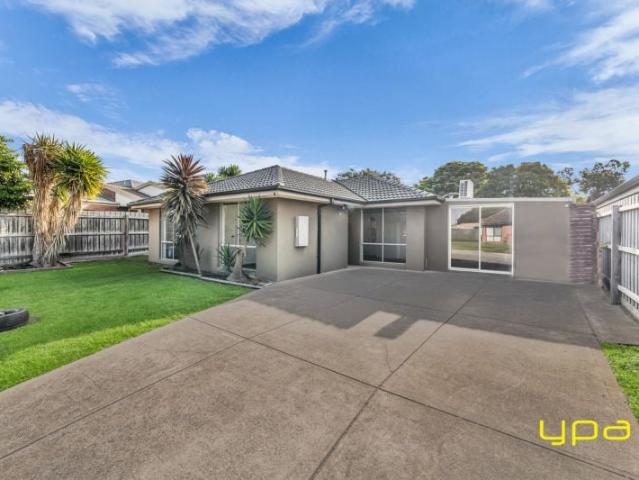 9 Jacinta Drive, Cranbourne West