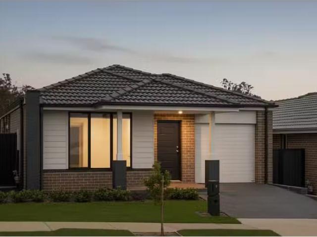 9 Kensell Street, Austral House for rent Listed by Hayley Han.