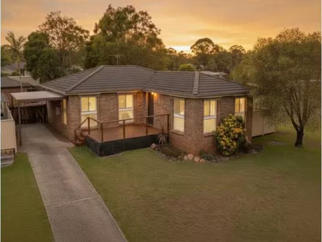 9 Kimberley Street, LEUMEAH House for rent Listed by Leyanah.