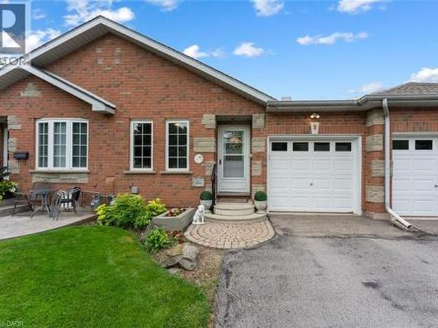 9 Kinsman Court, Fonthill, ON, L3E 0L1 house for sale | Listing ID 40846 | Royal LePage