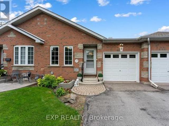 9 Kinsman Court S, Pelham Fonthill, ON, L0S 1E3 house for sale | Listing ID X13541 | Royal LePage