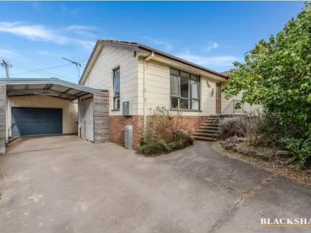 9 Lutwyche Street, Higgins House for rent Listed by Angela We.