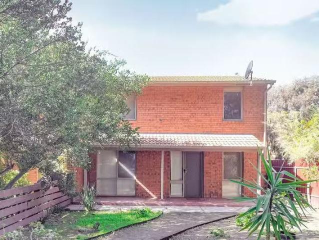 9 Lawhill Court, Taperoo, SA 5017 House for Rent