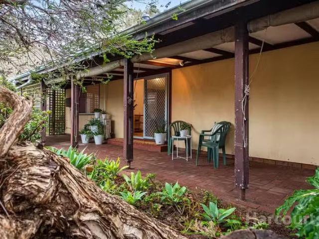 9 Leander Street, FALCON, WA 6210 House for Rent