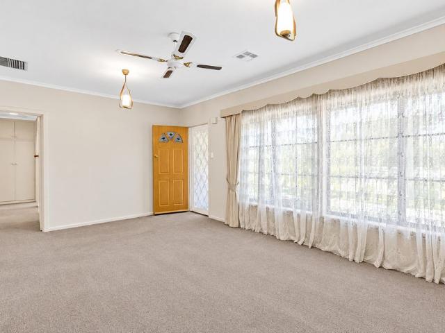 9 Lindwall Street, Parafield Gardens SA 5107