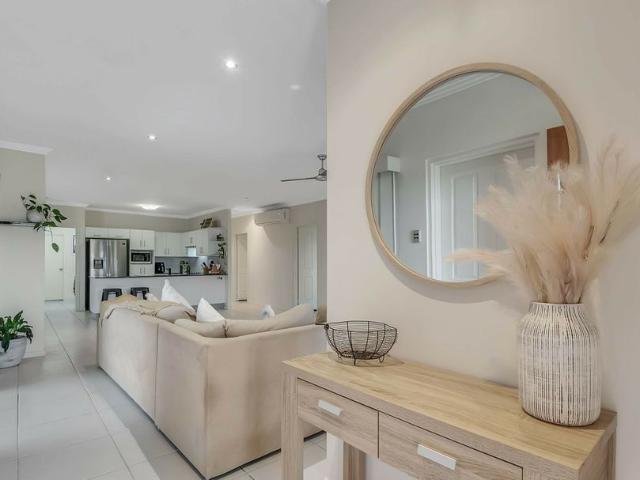 9 Littabella Place, Bushland Beach