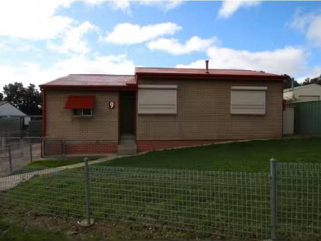 9 Little Brunswick Street, ORANGE House for rent Listed by Pr.