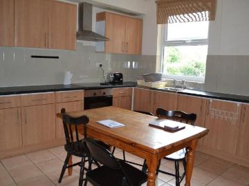 9 Park Avenue, West Bridgford. 4 bed house to rent £2,167 pcm £500 pw