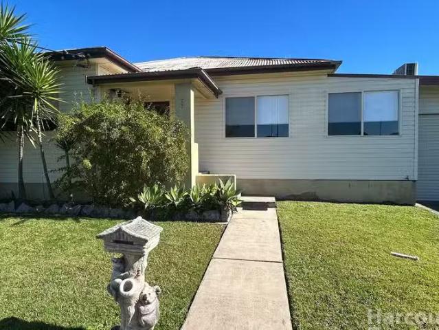 9 Park Street, Wauchope, NSW 2446 House for Rent