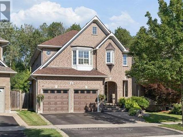 9 Pebblebrook Crescent, Whitby, ON, L1R 3P4 house for sale | Listing ID E13687 | Royal LePage