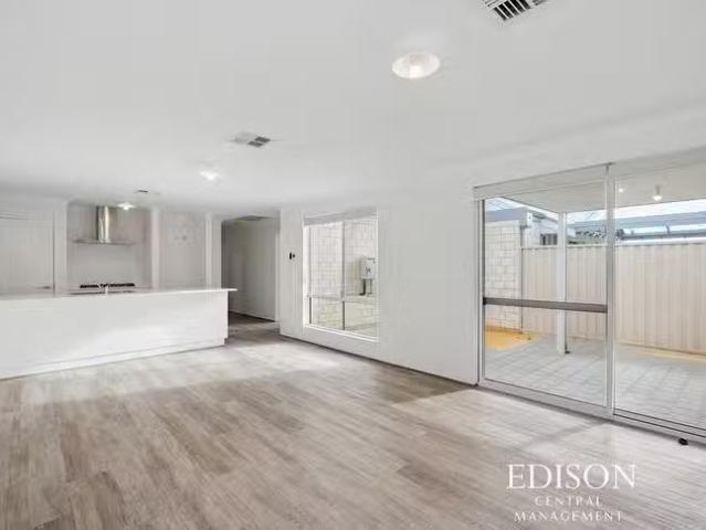 9 Piran Lane, Coogee, WA 6166