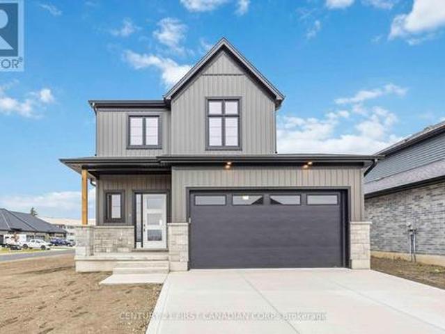 9 Postma Crescent, North Middlesex Ailsa Craig, ON, N0M 1A0 house for sale | Listing ID X12962 | Royal LePage