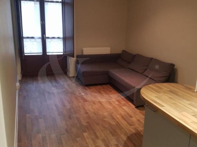 9 Rue des Eaux Vives, 4 rooms