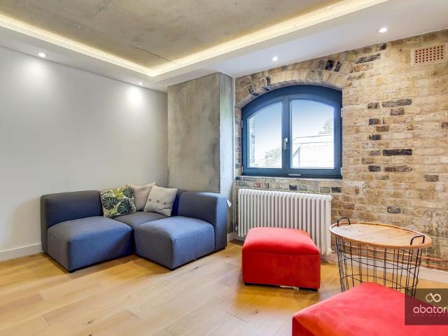 9 Reardon Path, London, E1W 1 bed apartment to rent £2,396 pcm £553 pw
